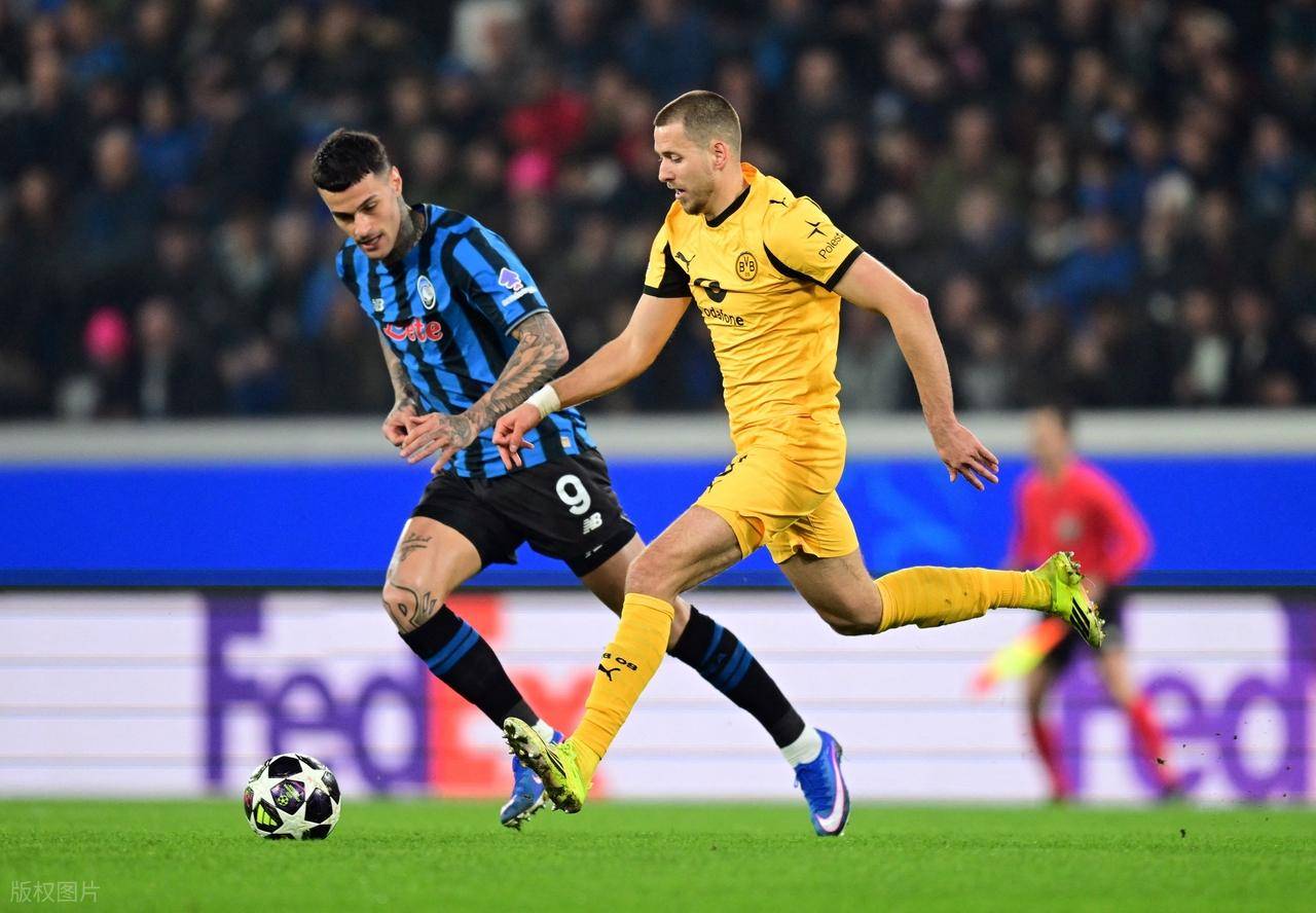 随着多特蒙德做客1-4，意甲首支晋级欧冠16强球队诞生